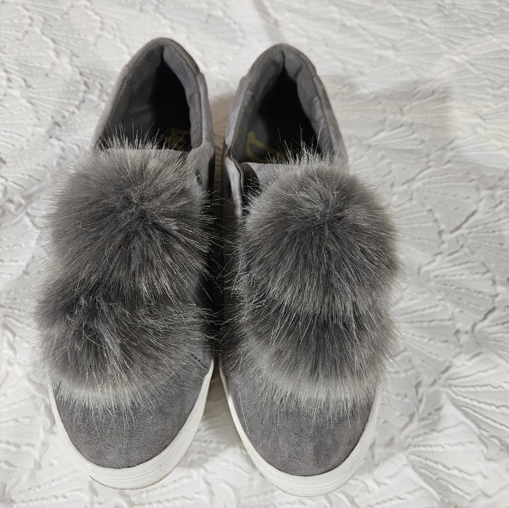 Sam Edelman Gray Sueded Faux Fur Slip-On Sneakers Size 8